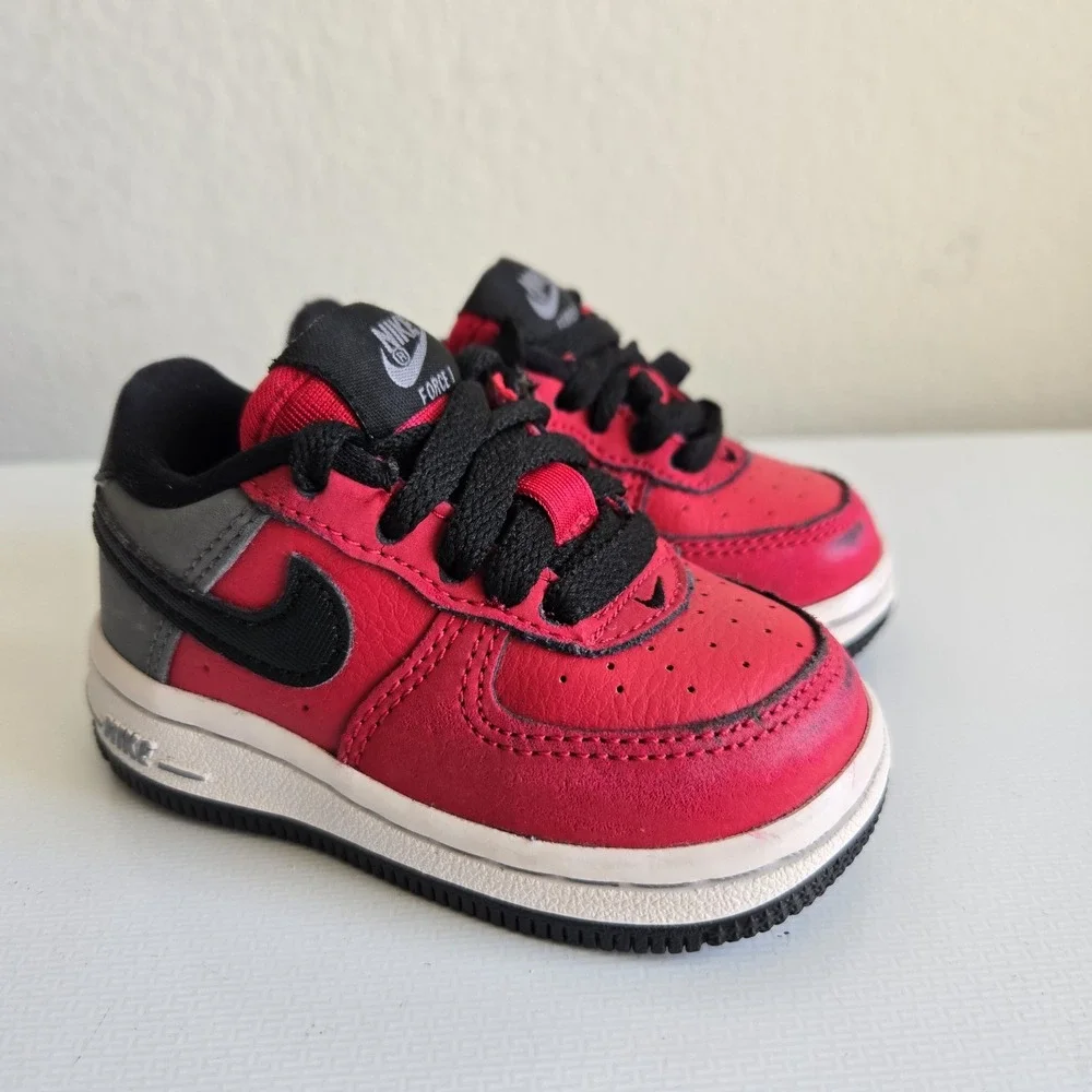 Nike Air Force 1 Size 3.5C Toddler Red Black Grey Retro AF1 Low Top‎ TD Shoes